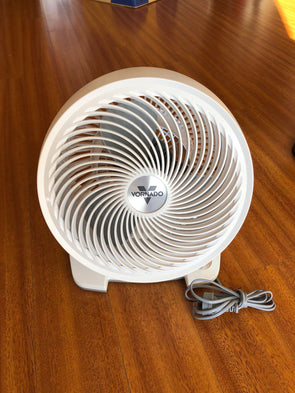 Vornado 633DC Energy Smart Medium Air Circulator Floor Fan - White