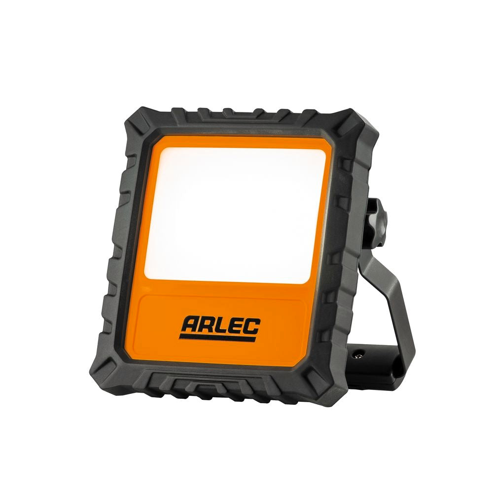 Arlec 20W 1400lm Rechargeable LED Work Light/USB & Car Charging/3 Light Modes - TheITmart