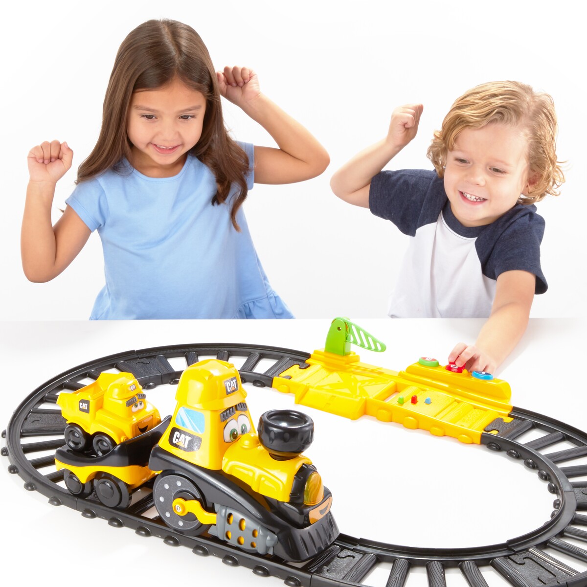 CAT Junior Crew Power Tracks Friends Train Set - TheITmart