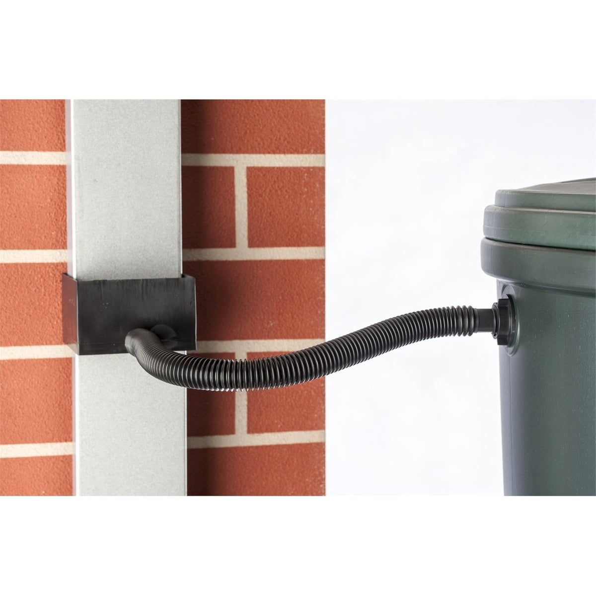 Maze Water Tank Diverter - Black