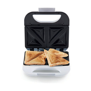 Sandwich Maker / White /Non-stick plates