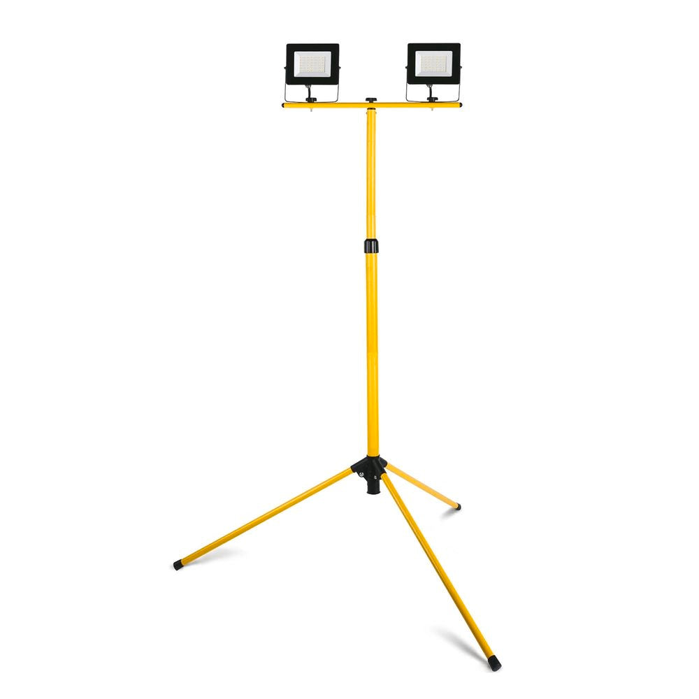 Arlec 2 x 20W 3200lm LED Worklight With 1.6m Telescopic Tripod