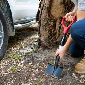 Trojan Camping 4WD Shovel/ Lightweight Fibreglass Shaft/ Durable Poly Dee Grip