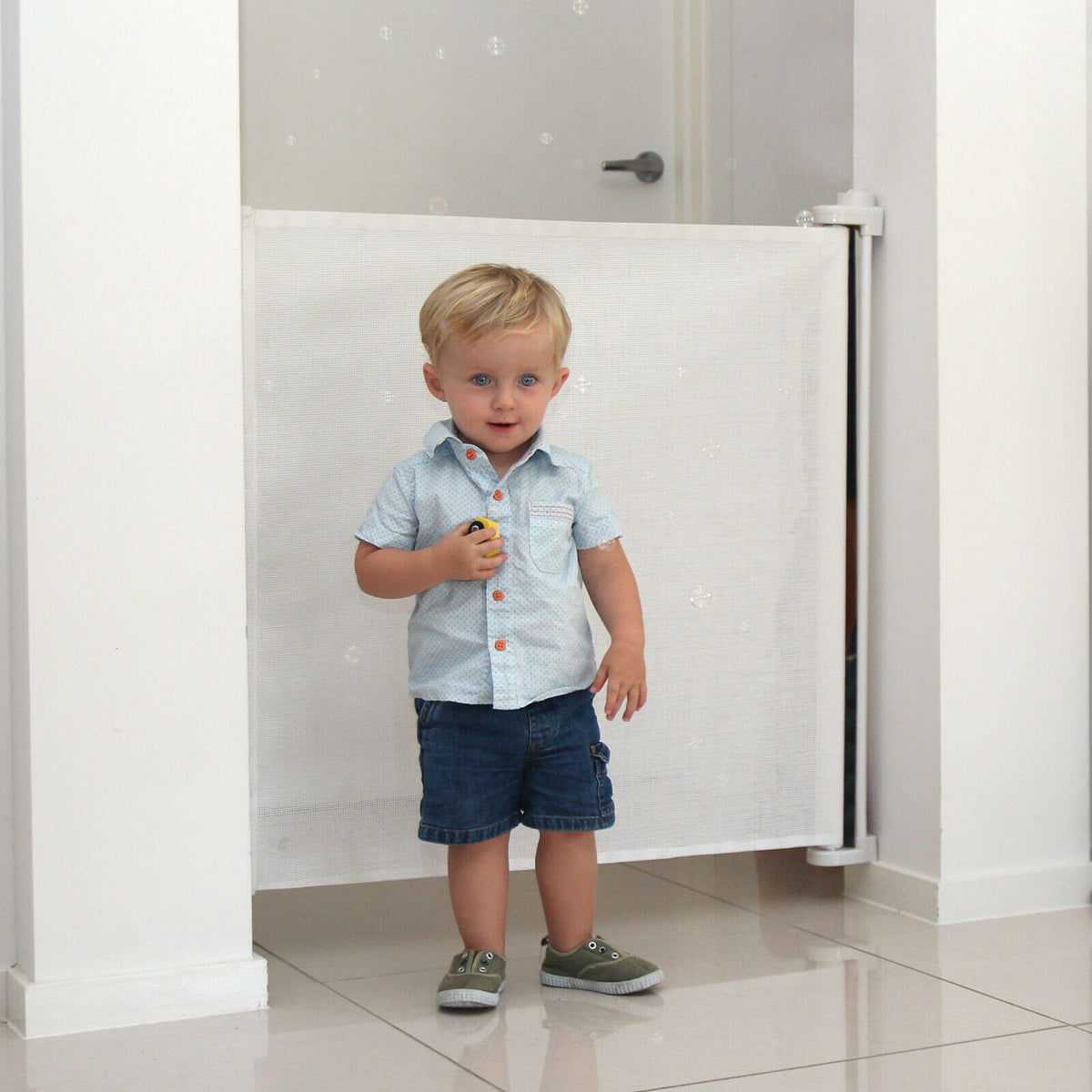 Perma Child Safety 1.4m Retractable Gate UV Resistant Mesh/84cm Tall Pets Kids - TheITmart