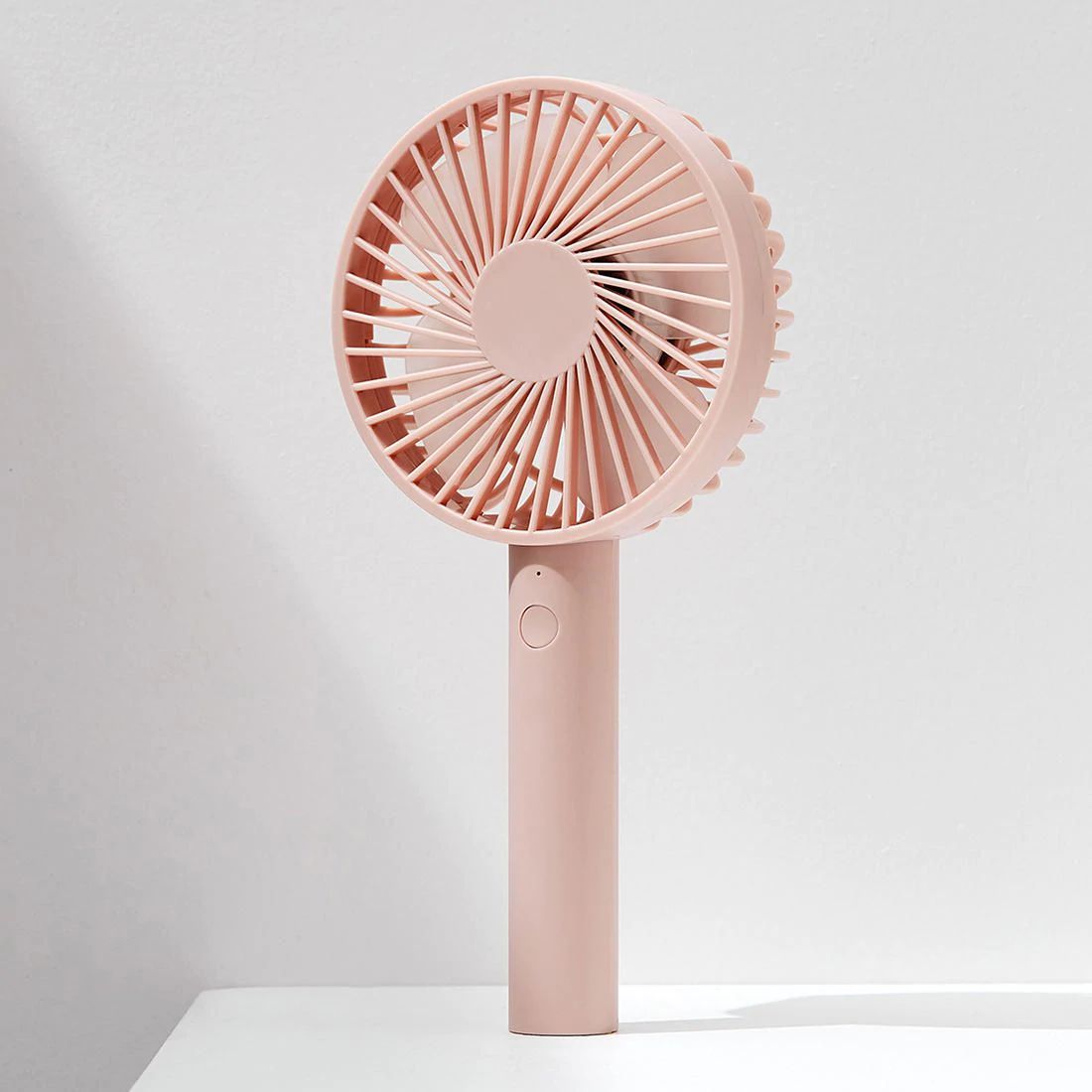 Portable USB Personal Fan 4 PP Blades/3 Speeds TPUSB21 - TheITmart