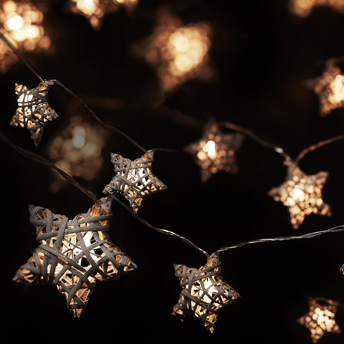 Battery Operated 3.6m 12 Stars String Lights Warm White / Suitable for Indoor Use - TheITmart