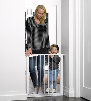 Childcare Auto Close Gate for Doorways/Hallways/Stairs/Swing Shut Both Ways