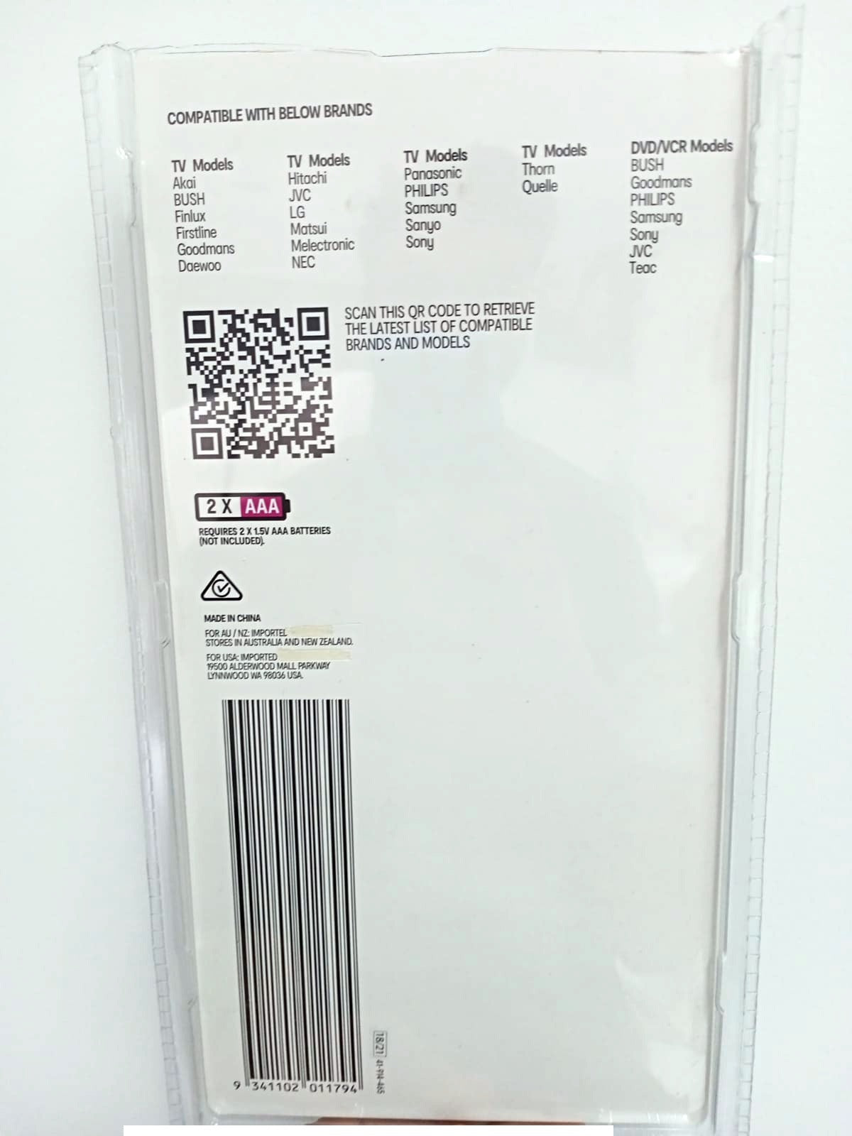 Black Universal Remote Control /Operates up to 6 Devices