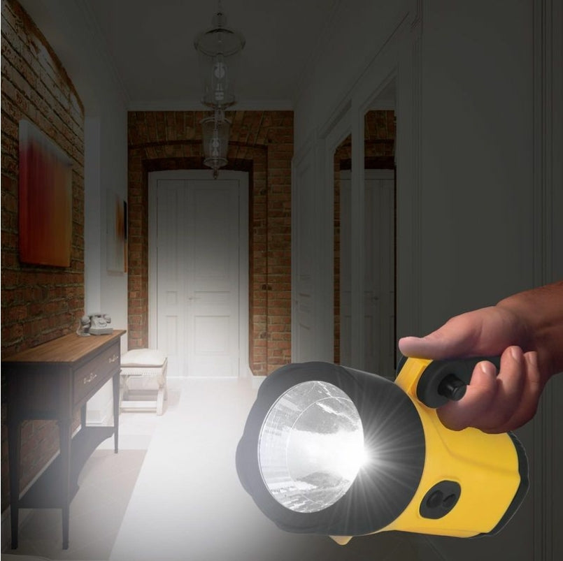 Arlec Dynamo Spotlight LED Torch With Hybrid Rechargeable Battery Power